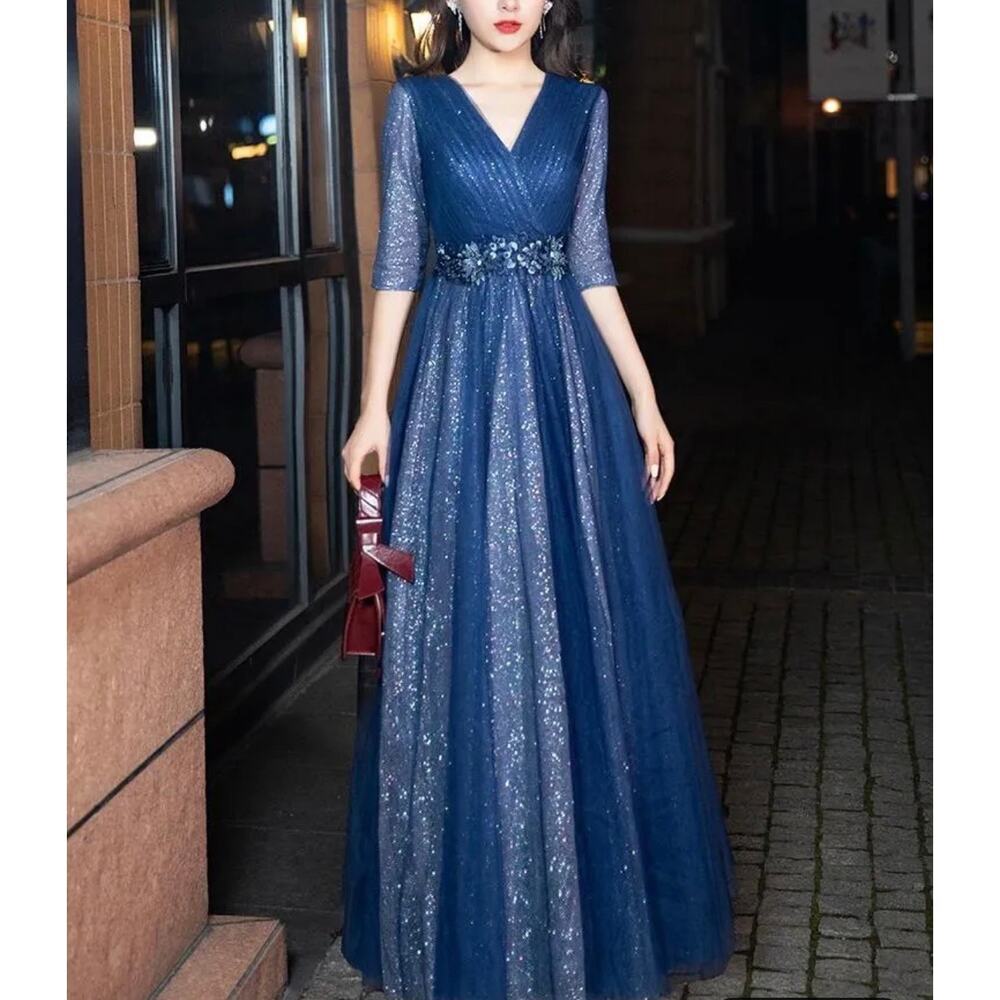 NWT Navy Glitter Blue Formal Gown